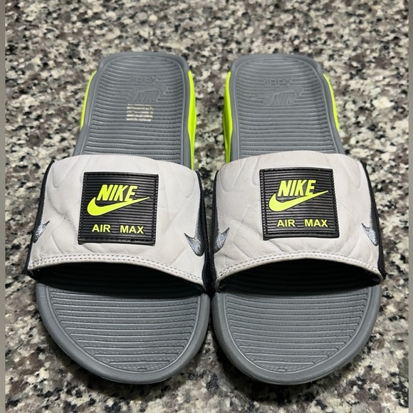 Nike Air Max 90 Slides Sandals Grey Volt Green size 6 boys and 7-7.5 women’s. - Picture 3 of 6